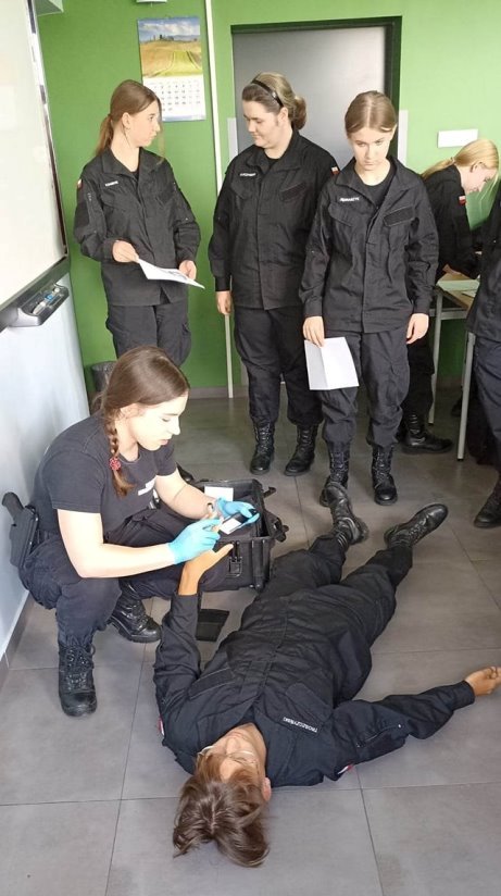 Spotkanie z technikiem kryminalistyki (1)