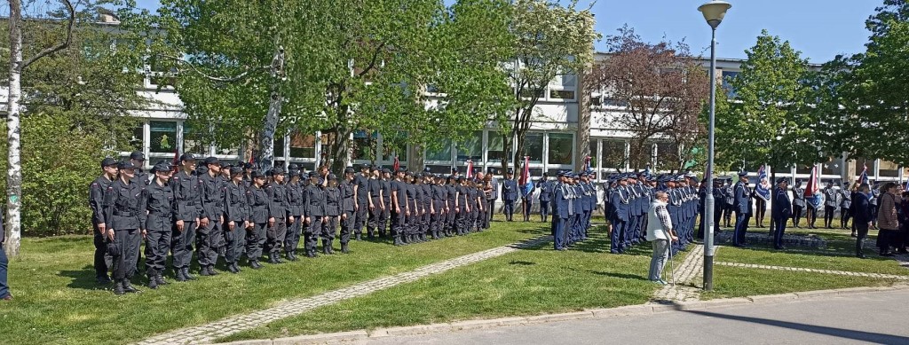 W hołdzie pomordowanym policjantom (4)