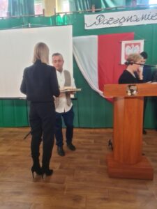 pozegnanie maturzystow23 (30)