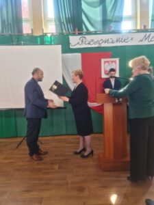 pozegnanie maturzystow23 (40)