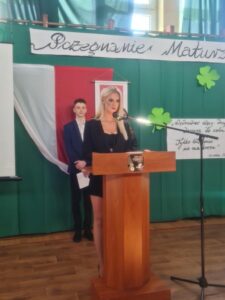 pozegnanie maturzystow23 (47)