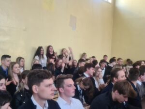 pozegnanie maturzystow23 (52)