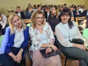 pozegnanie maturzystow23 (7)