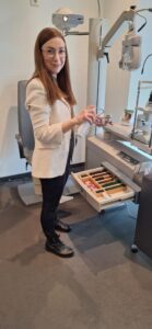 w salonie optycznym (21)