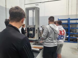 Technicy urządzeń dźwigowych w Urzędzie Dozoru Technicznego (3)