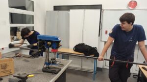 Projekt choinki z metalu (4)