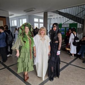 Przebrani za postaci literackie (1)