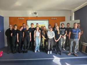 praca uczniów w grupach (5)