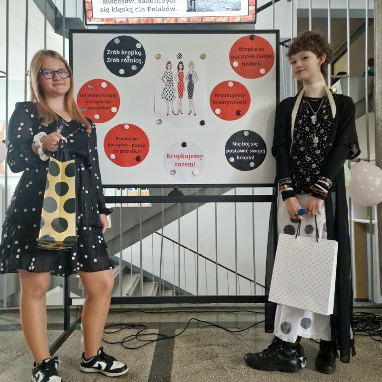 Międzynarowy Dzień Kropki (25)