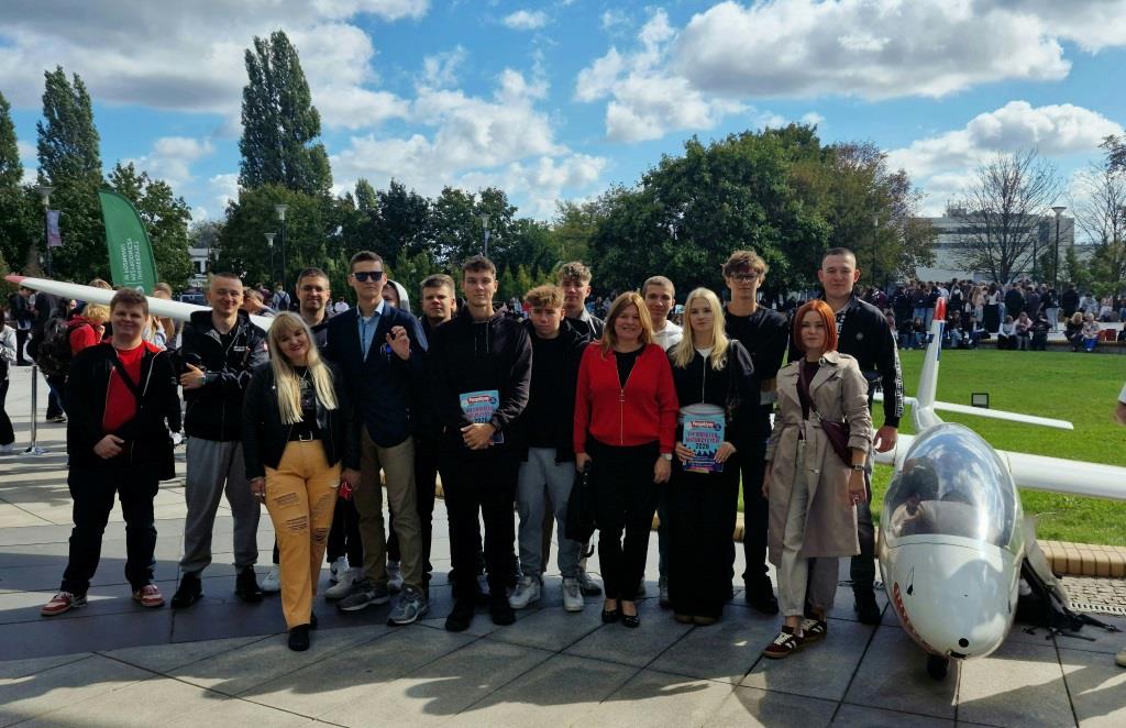 Salon Maturzystów (4)