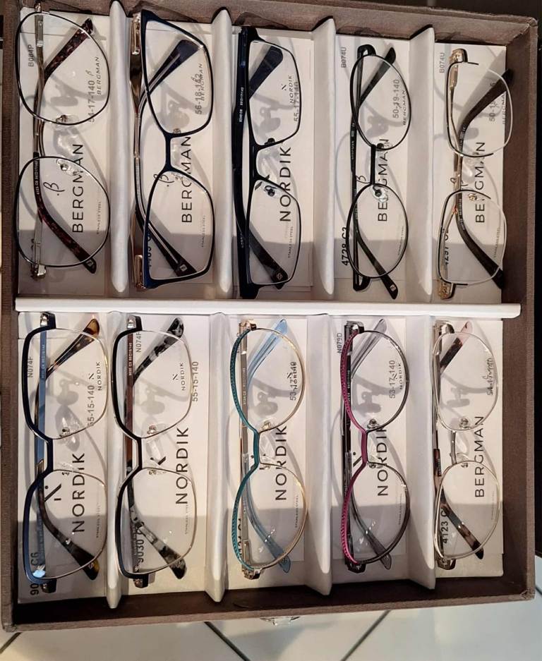 3T2 w salonie optycznym (5)