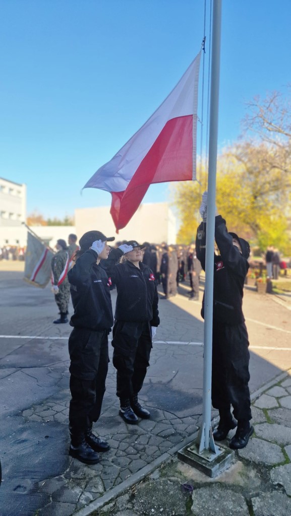 Szkoła do hymnu (5)