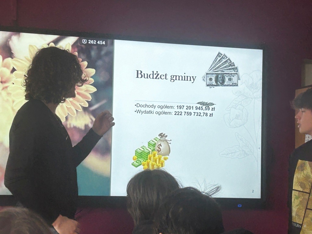 projekt klasy 2O2 (10)