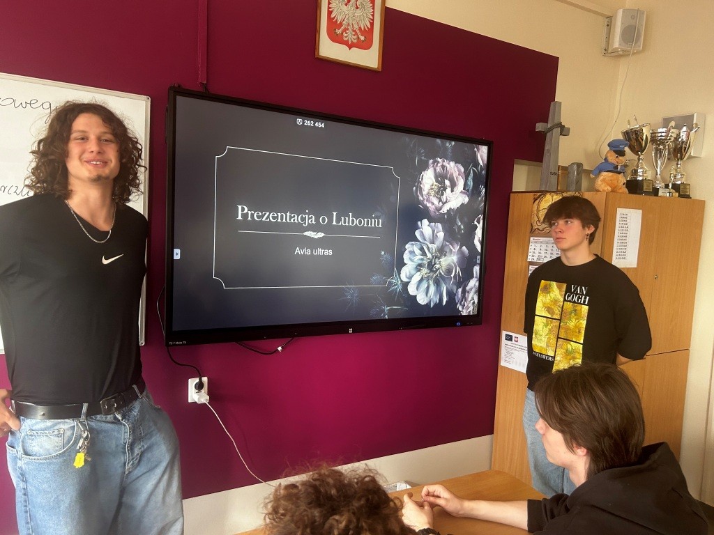 projekt klasy 2O2 (11)