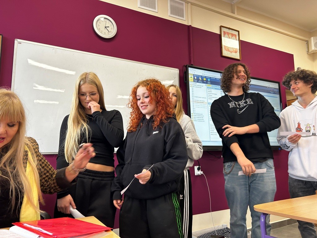 projekt klasy 2O2 (15)