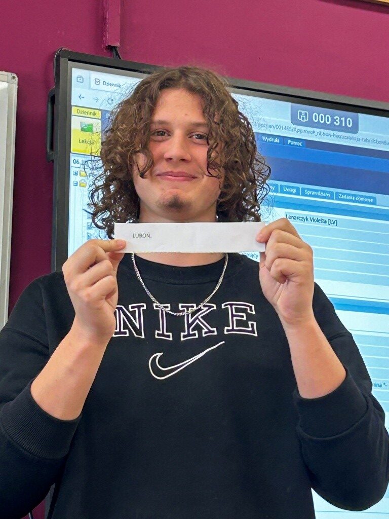 projekt klasy 2O2 (16)