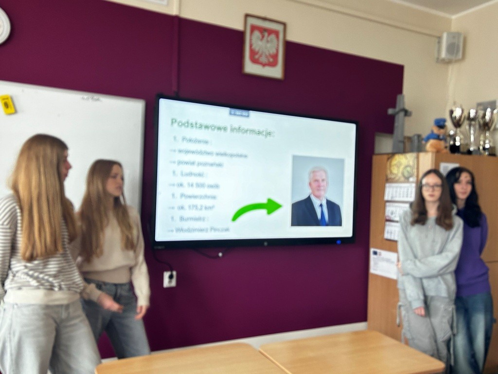 projekt klasy 2O2 (3)