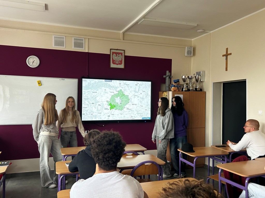 projekt klasy 2O2 (4)