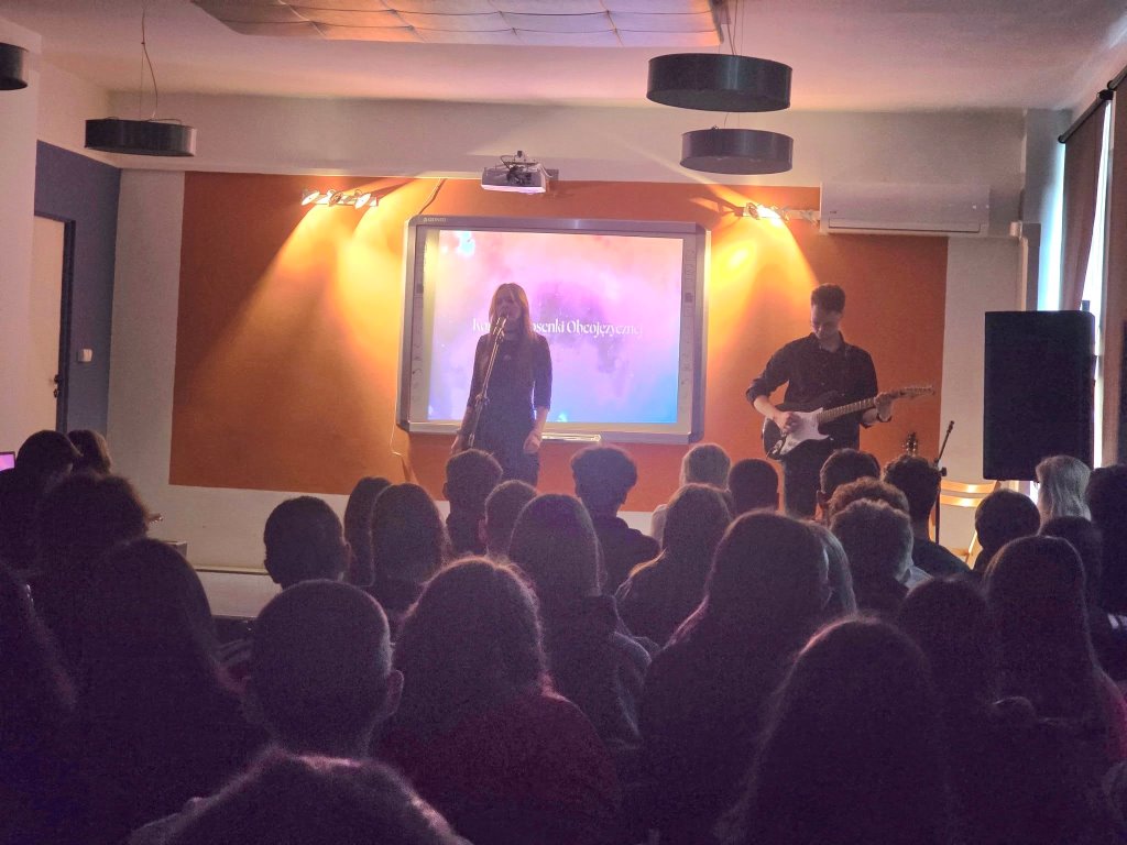 Języki obce w rytmie muzyki (1)