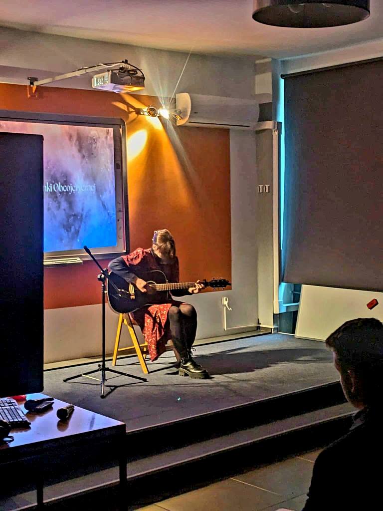 Języki obce w rytmie muzyki (4)