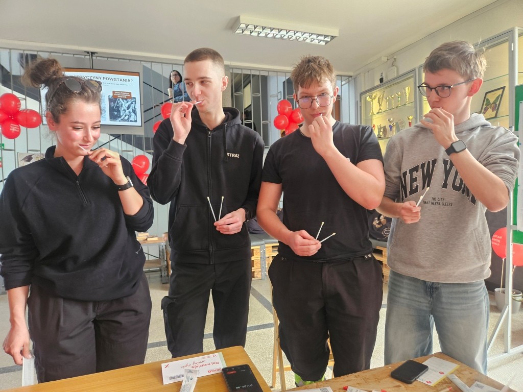 Pomaganie mamy we krwi (6)